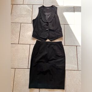 CHATEAU skirt suit